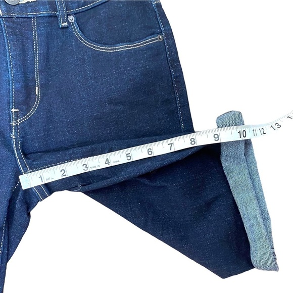 LEVI'S Womens Bermuda Shorts - Picture 9 of 9